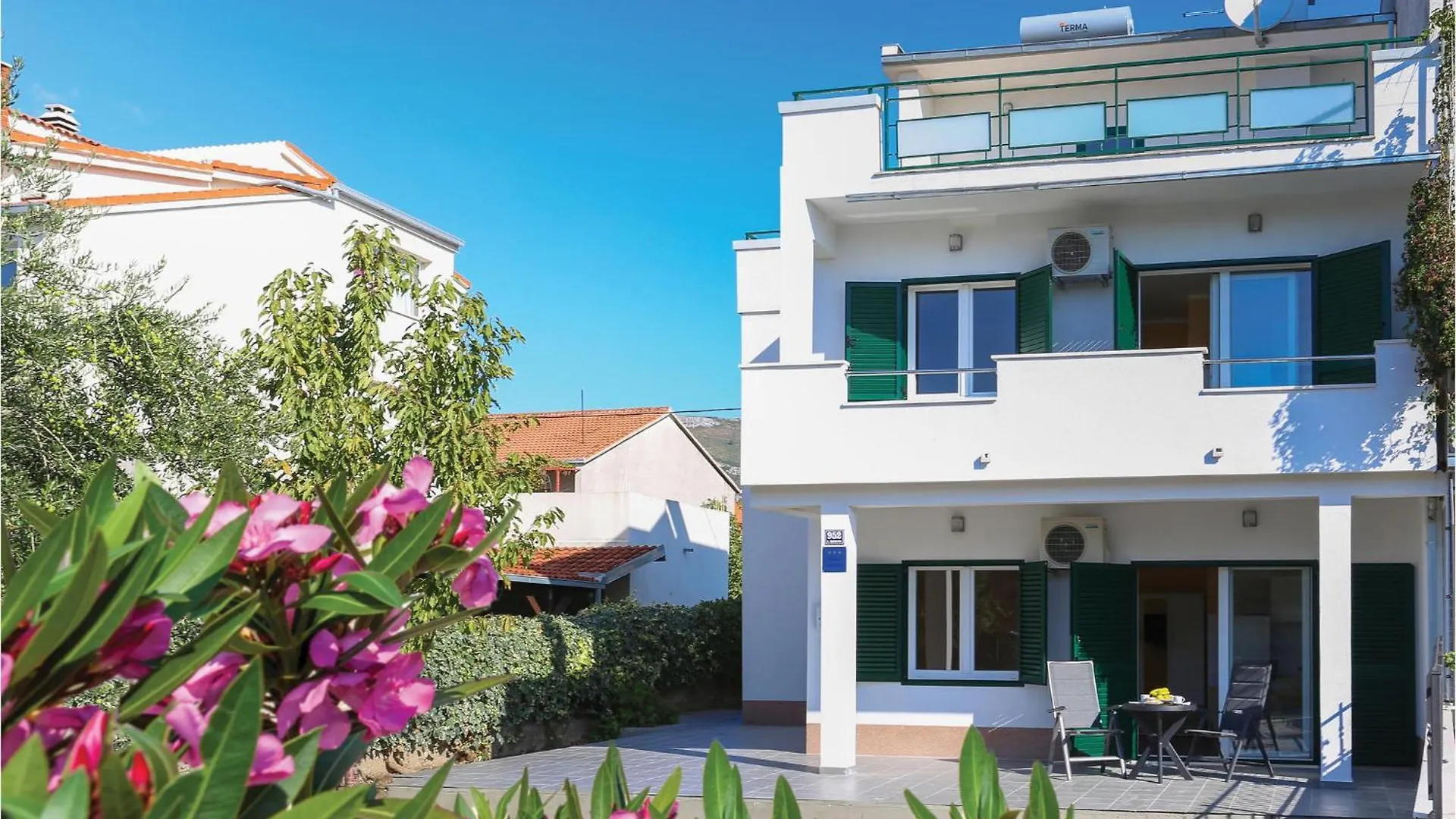 Amazing Apartment In Kastel Stari With Wifi Kastela